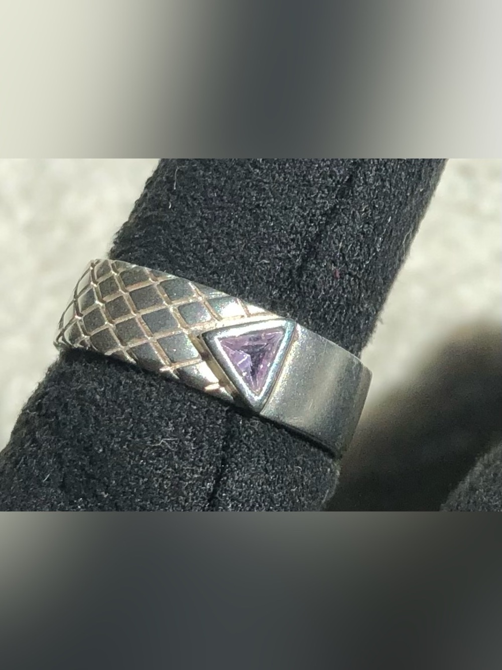 Sterling Silver Quilted Crosshatch Band Ring With Trillion-Cut Amethyst Size 6.5